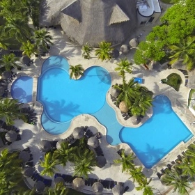 Sandos Playacar — área Select Club
